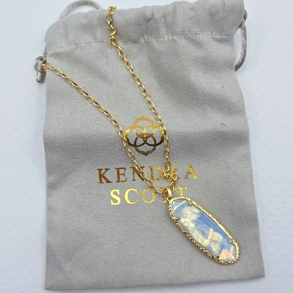 Kendra Scott Jewelry - Kendra Scott "Layla" Opalite Pendant Necklace